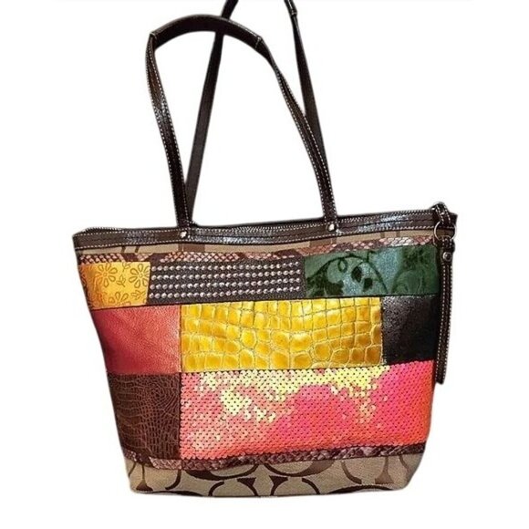 Coach 2010 Patchwork Tote canvas, snakeskin leather, sequins & metallic accents - Picture 2 of 7